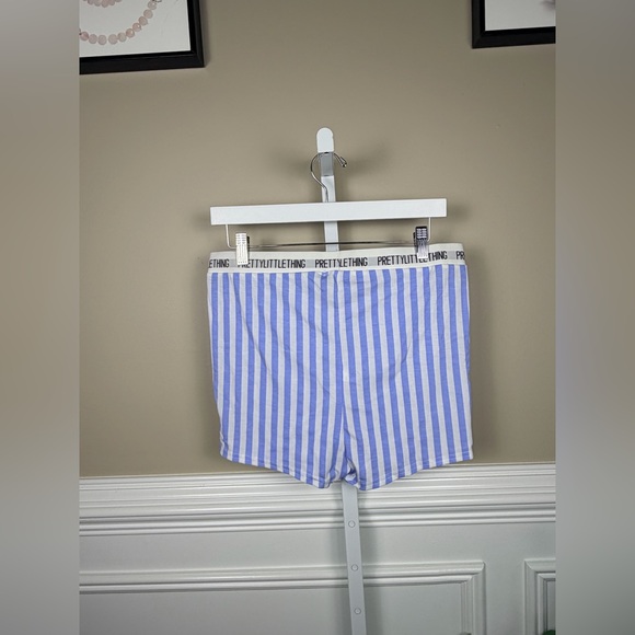 Pretty Little Thing Striped Pajama Shorts in Blue and White Size 10 - Picture 4 of 11